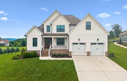 9215 Sir Charles Court, Harrison, TN 37341