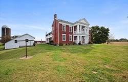 1298 Bardstown Trail, Waddy, KY 40076