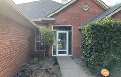 1112 Briar Ridge Rd, Enid, OK 73703