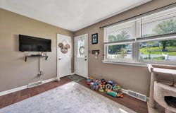 8346 Brubaker Dr, Roanoke, VA 24019