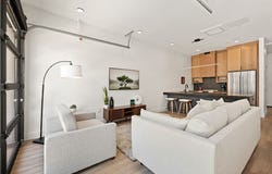 905 SE 4th Street, Bentonville, AR 72712