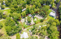 SE 376th St, Suwannee, FL 32692