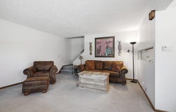 1138 Village Ln, Ashland, OH 44805