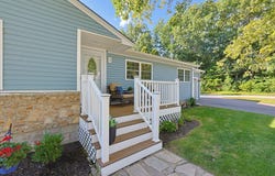 2 Malden St, Oxford, MA 01540
