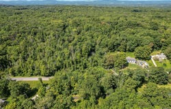155 S Quaker Lane, Hyde Park, NY 12538