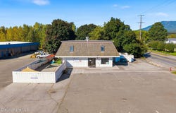 102 S Division Ave, Sandpoint, ID 83864
