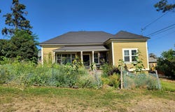 204 First St, Moro, OR 97039