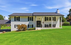 262 W Reed Road, LaFayette, GA 30728