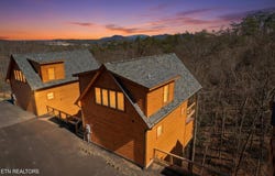 939 Pine Valley Way, Sevierville, TN 37862