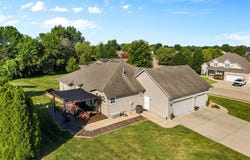 2033 Grandview Drive, St Jacob, IL 62281