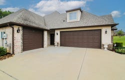 125 Alexis Dr, Longview, TX 75605