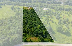 212 Kathleens Ct, McDaniels, KY 40152
