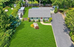 5 Birch Street, Buzzards Bay, MA 02532