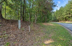 6314 Point Twenty Two, Gainesville, GA 30506