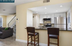5468 Roundtree Pl, Concord, CA 94521