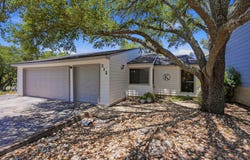 212 Overlook Ct, Wimberley, TX 78676