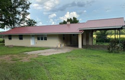 1091 Ross Creek Rd, Waldron, AR 72958