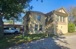 2615 N Elm Street, Denton, TX 76201