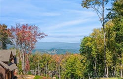 ES-97 Twisted Oak Path, Banner Elk, NC 28604