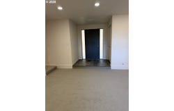 28016 GREEN OAKS Dr, Eugene, OR 97402