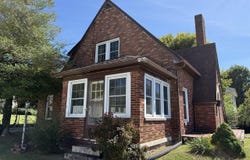 301 S Lincoln Boulevard, Hodgenville, KY 42724