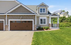 23 Fox Hill Lane, Dracut, MA 01826
