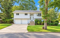 36 Deer Park Boulevard, Deer Park, NY 11729