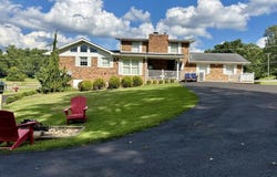 214 Flat Top Rd, SHADY SPRING, WV 25918
