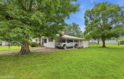 2033 Forest Drive, Carthage, MO 64836