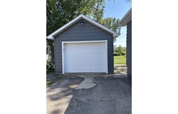 204 E 2nd St, Kingsley, IA 51028
