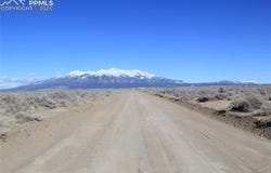 5 Stoner Road, Blanca, CO 81123