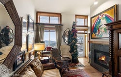 124 Village Ln, Sandpoint, ID 83864