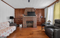 232 E MAIN Street, MIDDLETOWN, PA 17057