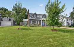 158 Woodstock Road, Waterloo, IA 50701