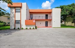13980 NE 2nd Ct, Miami, FL 33161