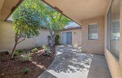 2324 E Harvard Court, Visalia, CA 93292