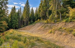 123 Makridge Ln, Kingston, ID 83839