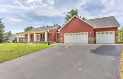 12036 Oakwood Drive, DeMotte, IN 46310