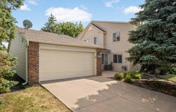 15822 Griffon Path, Apple Valley, MN 55124