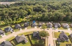 16134 Crossing Circle, Lindale, TX 75771