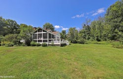 118 Sandisfield Rd, Sandisfield, MA 01255