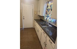 2 W MALCOMB Street, Pine Bluff, AR 71602