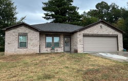 1317 E Wood St, Paris, AR 72855
