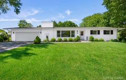 824 Skyline Drive, Barrington, IL 60010