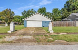 3972 BATTLEFIELD Dr, Memphis, TN 38128