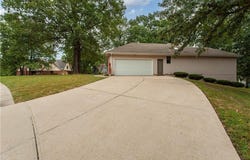 4912 Whitney Drive, Independence, MO 64055