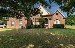 7329 SURINA Dr, Arlington, TN 38002