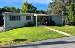 598 E HAZEL Avenue, MARIETTA, PA 17547