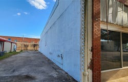 108 E Commerce, Mexia, TX 76667