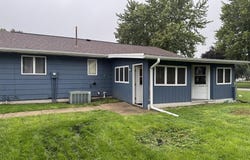 1206 12th Ave, Manson, IA 50563